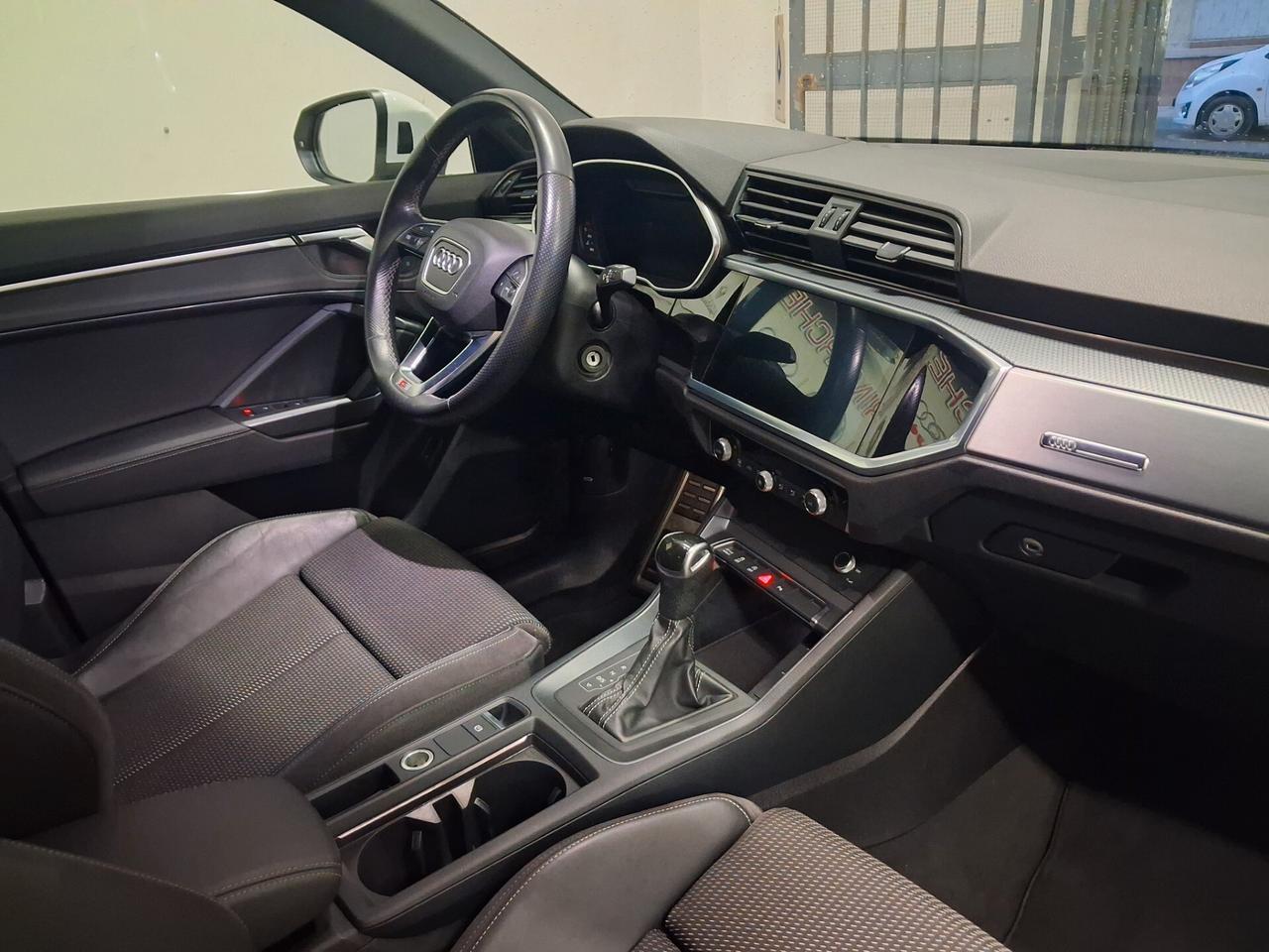 Audi Q3 SPB 35 TDI S tronic line Sportback 2021