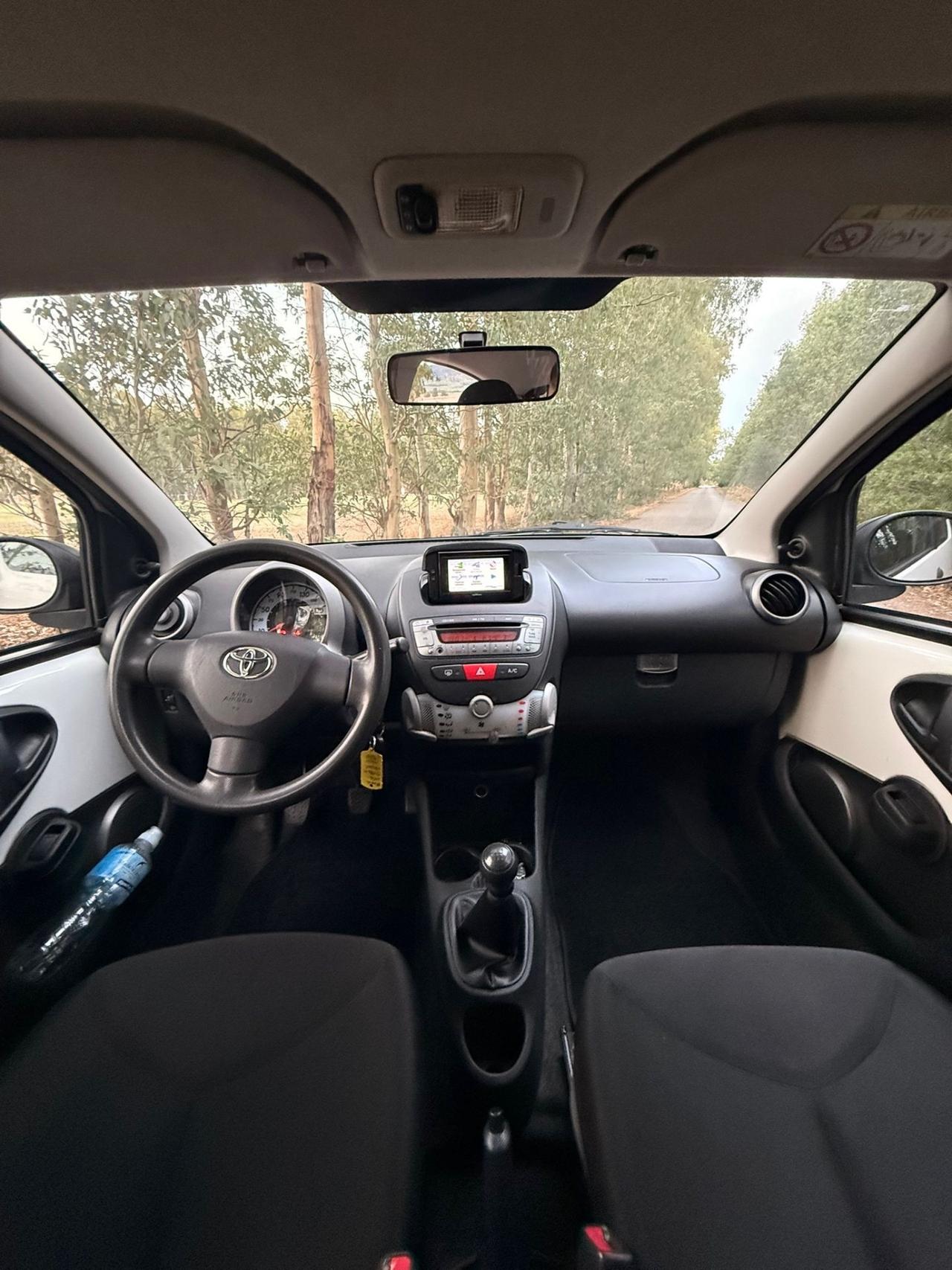 Toyota Aygo 1.0 12V VVT-i 5 porte Active Connect