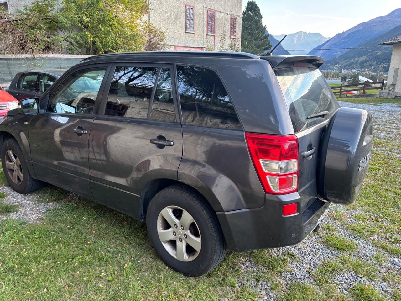 Suzuki Grand Vitara 1.9 DDiS 5 porte