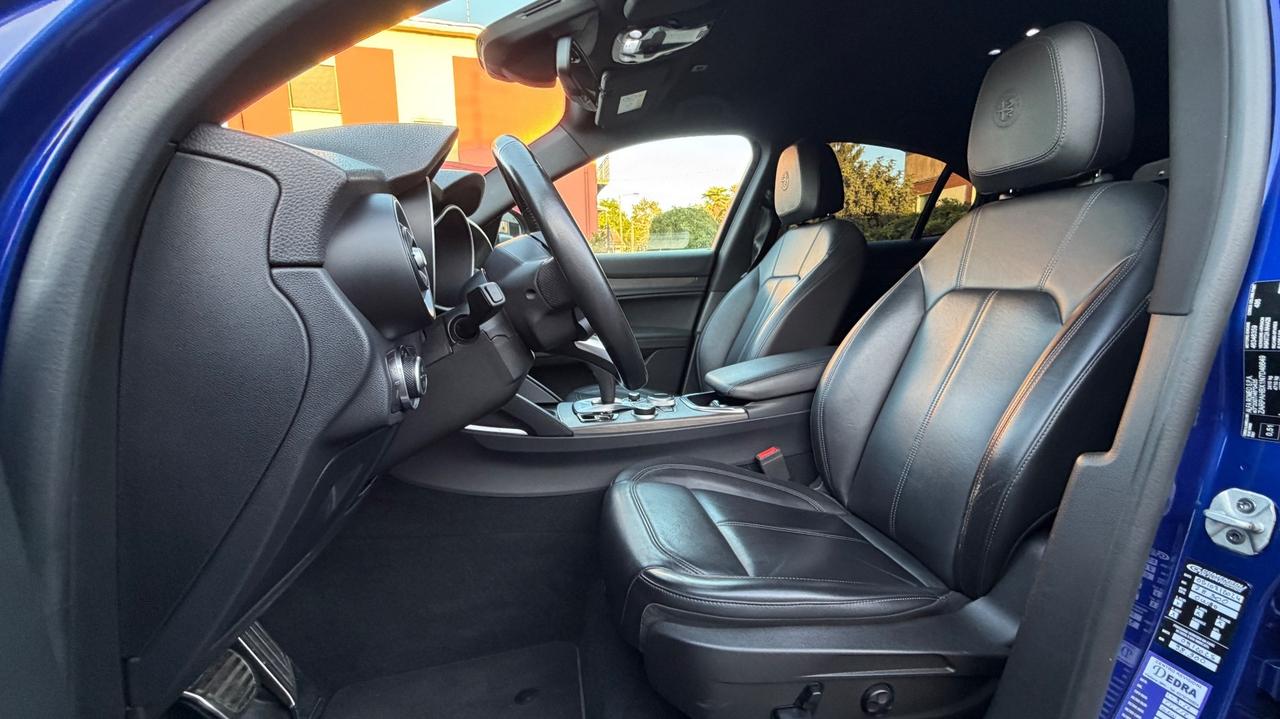ALFA ROMEO STELVIO Q4 2.2 TI TURBODIESEL AT8 210CV - VOLANTE E SEDILI IN PELLE RISCALDABILI, MEMORIA