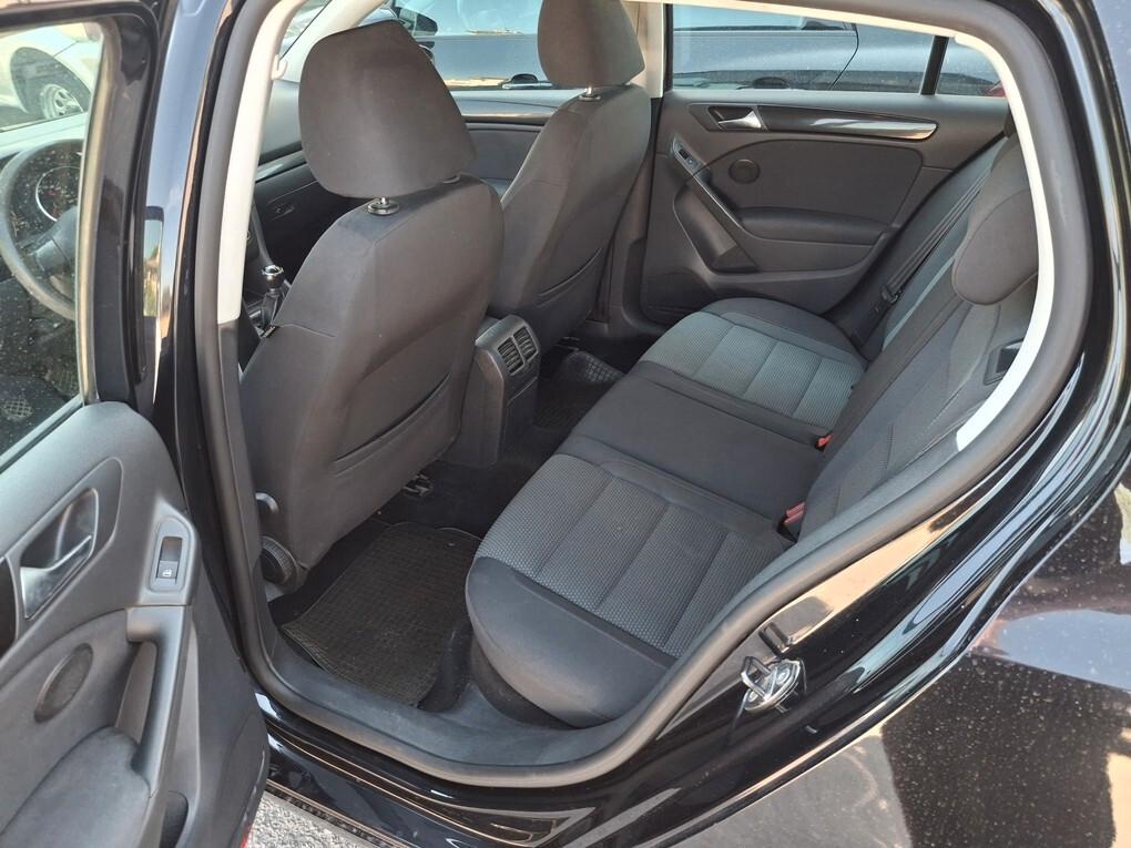 Volkswagen Golf 1.6 TDI 105cv Comfortline - 2011