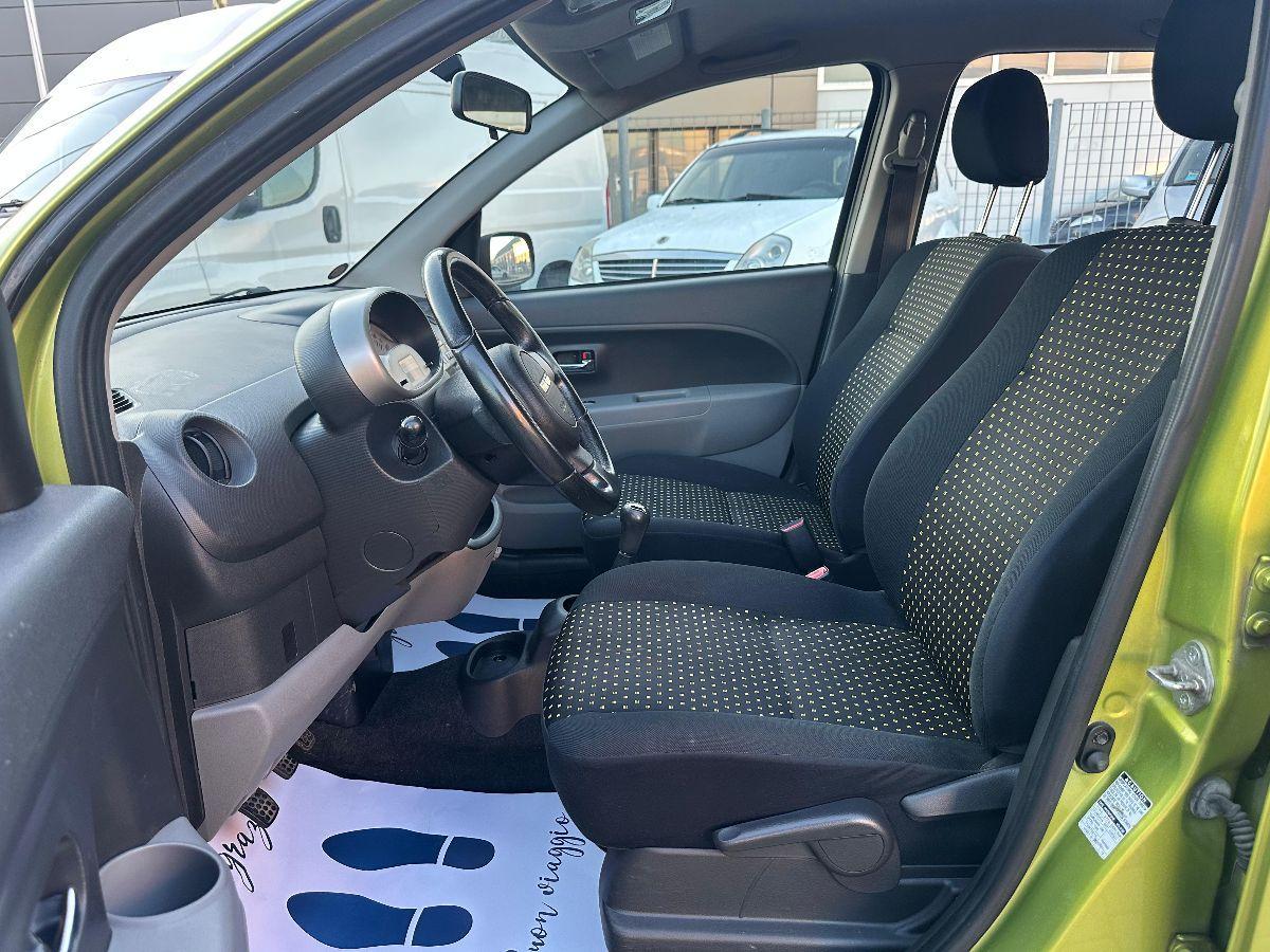 DAIHATSU - Sirion - 1.3i 16V 4WD CX