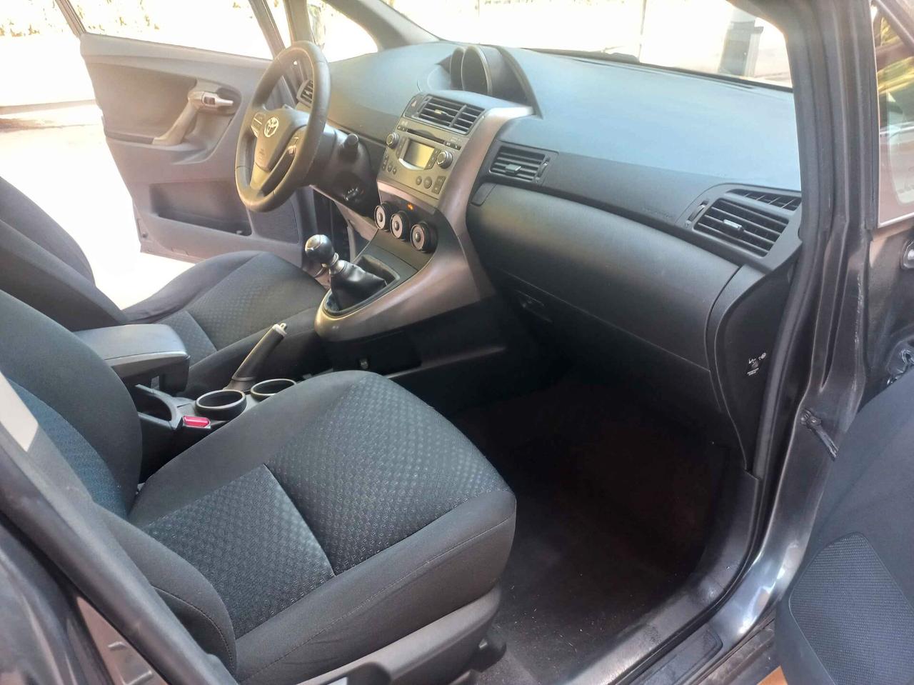 Toyota Verso 2.0 D