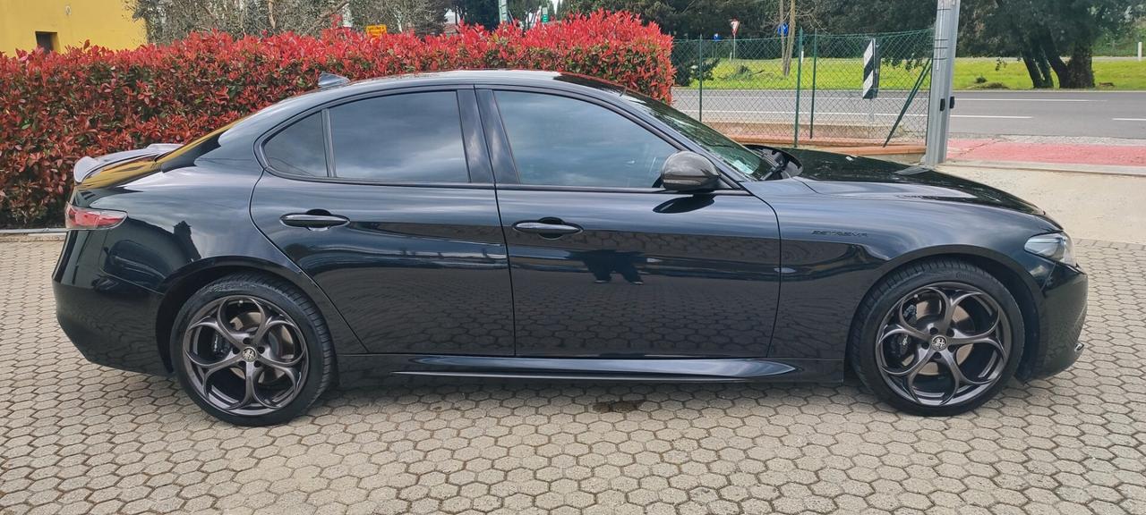 Alfa Romeo Giulia 2.2 Turbodiesel 210 CV AT8 AWD Q4 Estrema