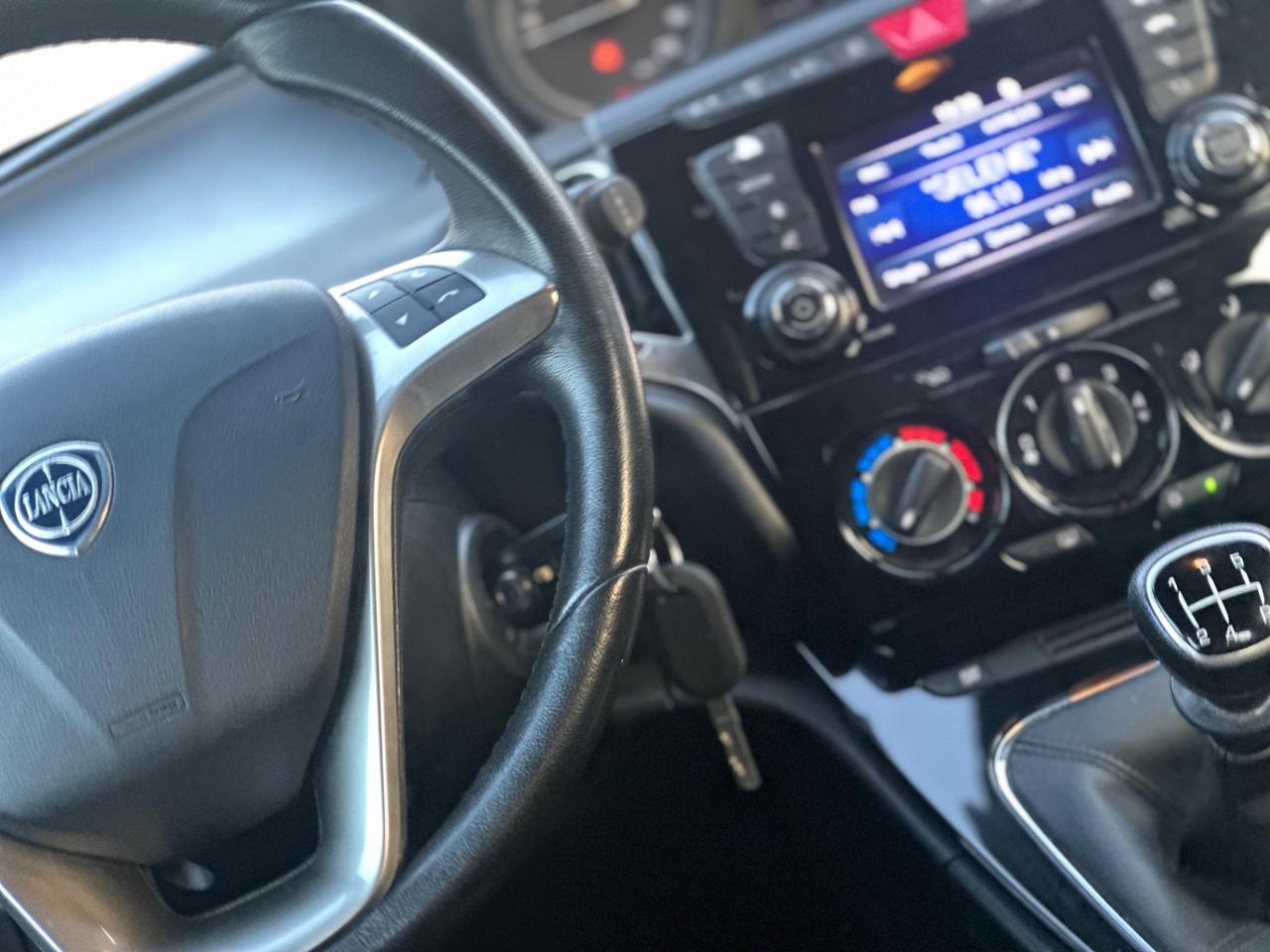 Lancia YPSILON 1.2 GPL 2016 - BELLA