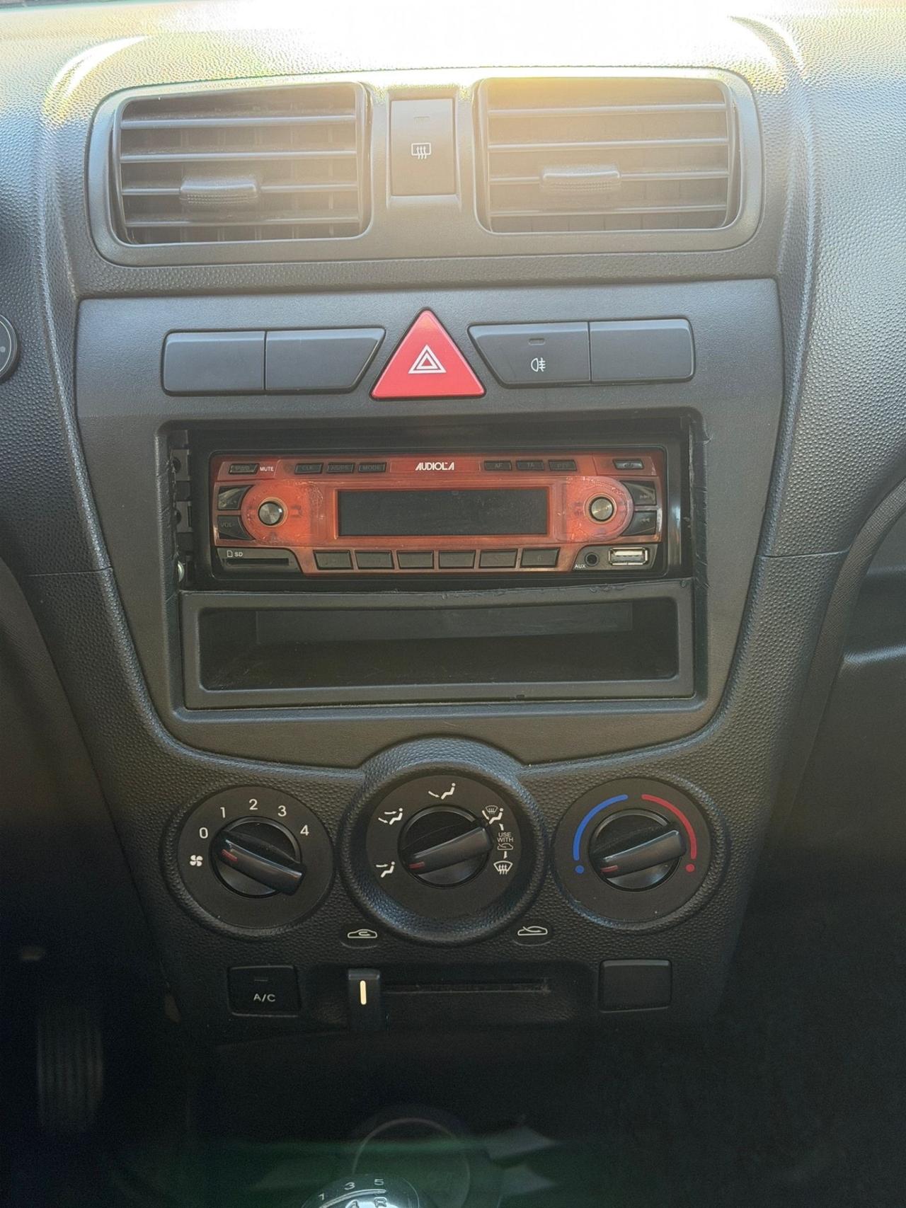 Kia Picanto 1.0 12V Life Bi-Fuel