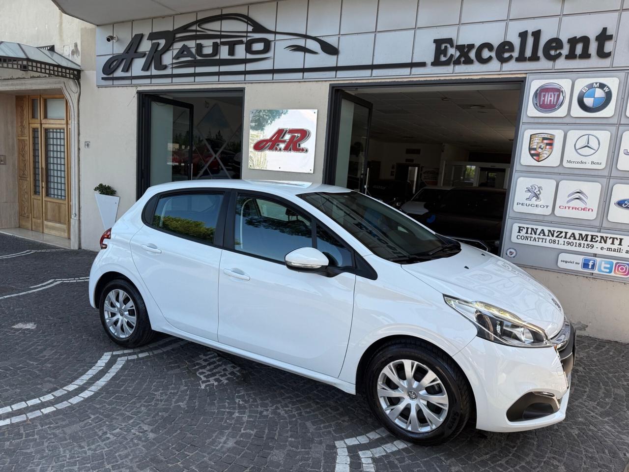 Peugeot 208 1.4 HDi 68 CV 5 porte Active