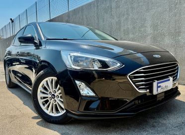 Ford Focus 1.5 TDCi 120 CV Titanium,LED diurni,Navi,Paddle,retrocamera,ecc.