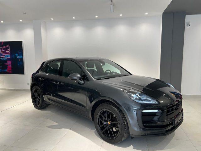 PORSCHE Macan 2.0