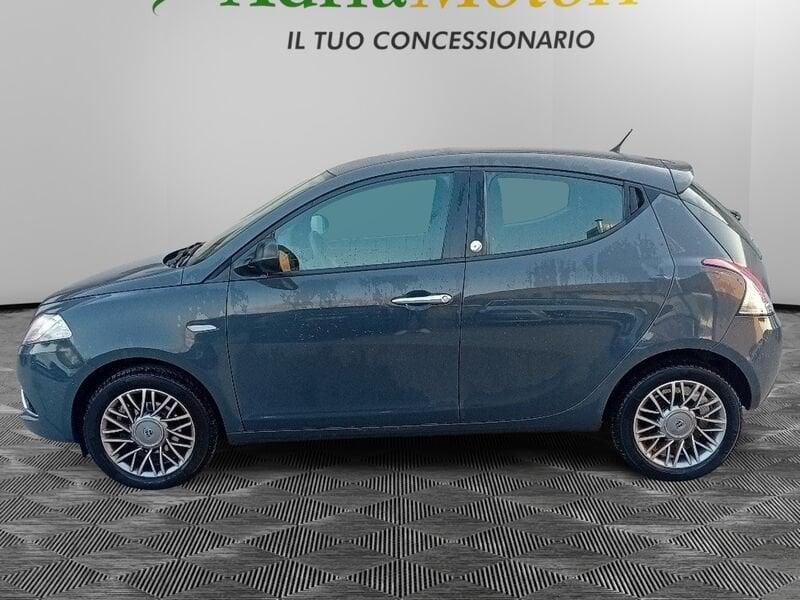 Lancia Ypsilon 1.2 69cv GPL Ecochic Silver