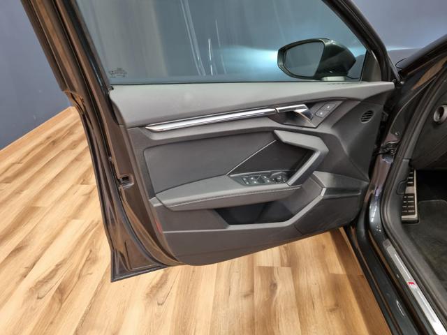 AUDI A3 Sedan 35 TFSI S tronic Business Advanced