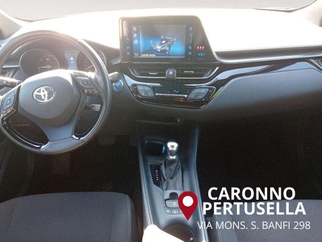 TOYOTA C-HR 1.8 Hybrid E-CVT Business