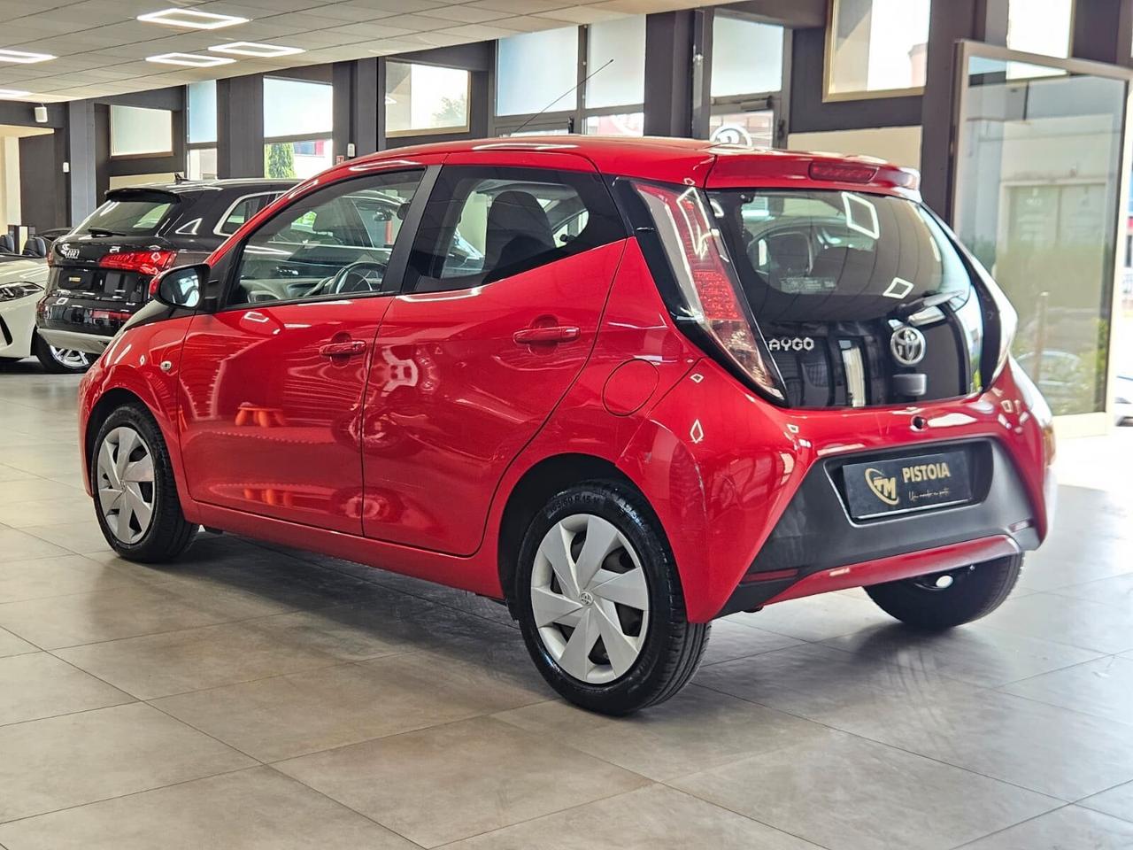 TOYOTA Aygo 1.0h 69 CV - NEOPATENTATI