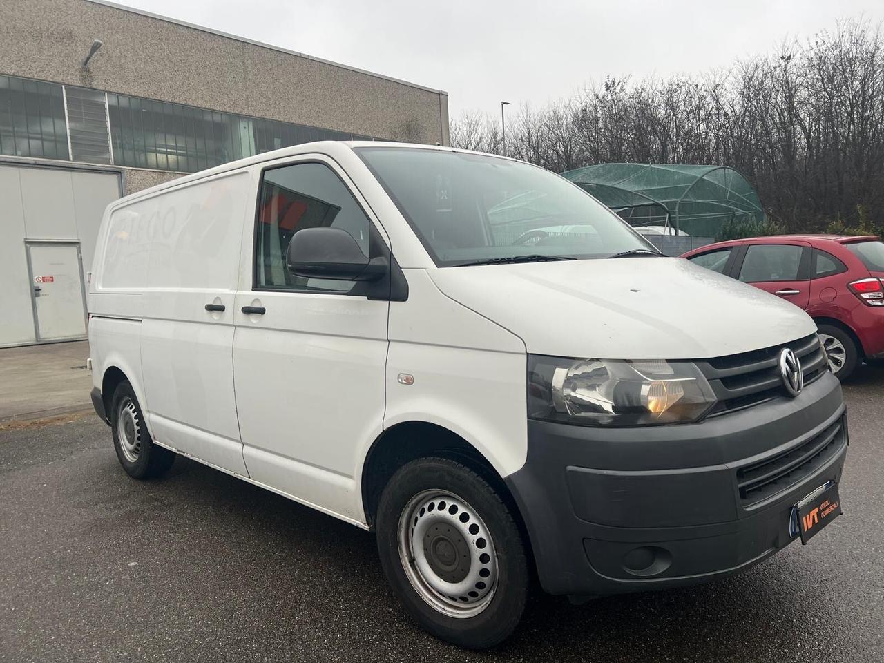 Volkswagen T5 2.0TDI 2012