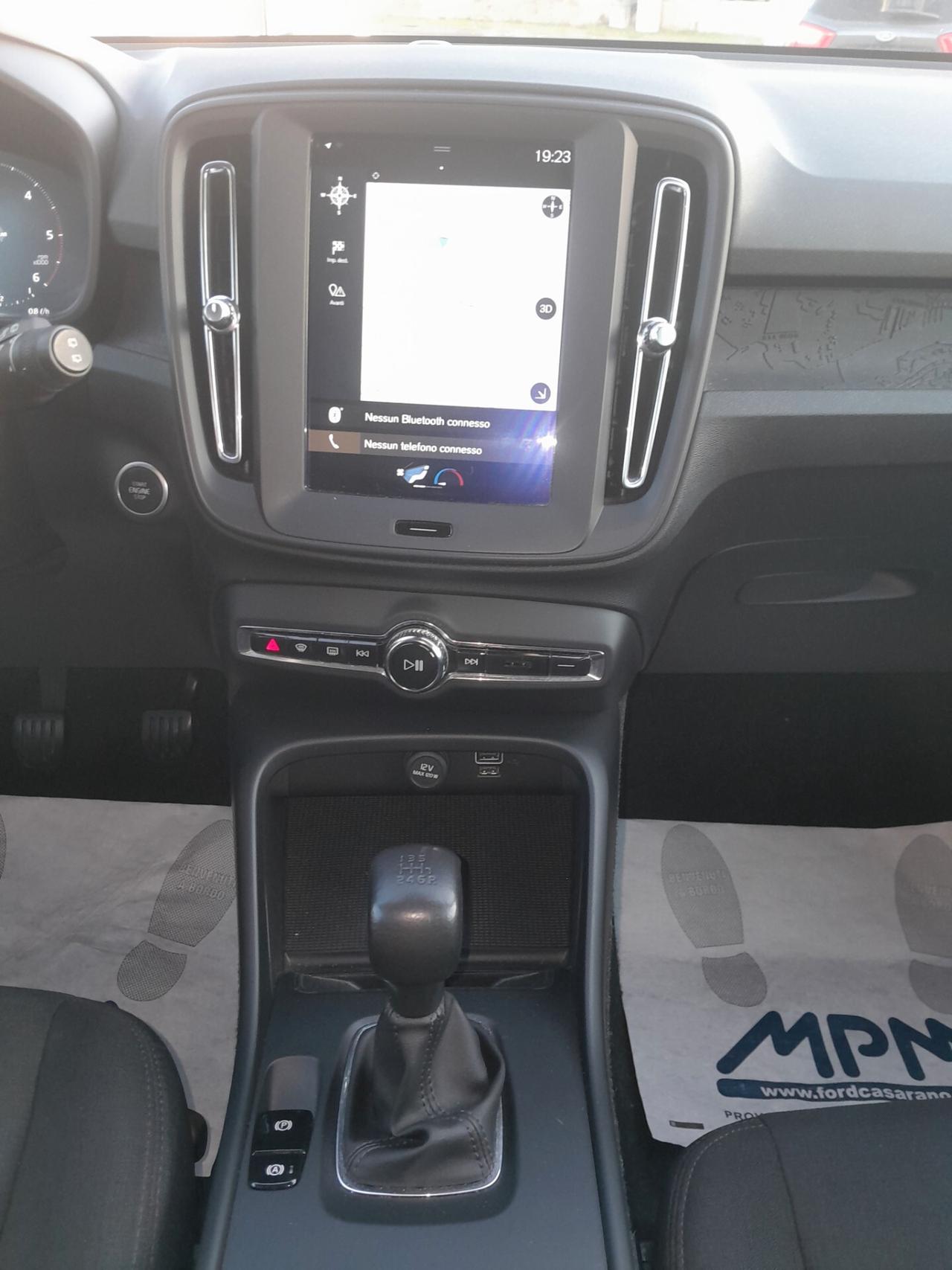 VOLVO XC40 D3 BUSINESS 150CV