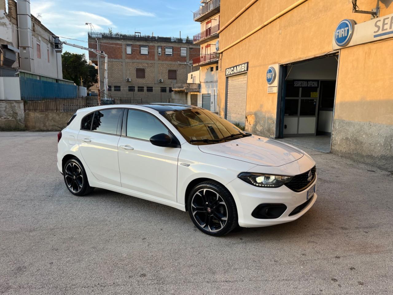 Fiat Tipo 1.6 Mjt S&S 5 porte S-Design 120 cv