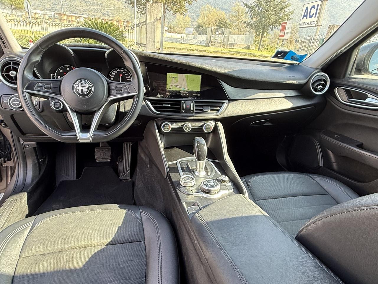 ALFA ROMEO GIULIA 150CV NAVI LED DNA