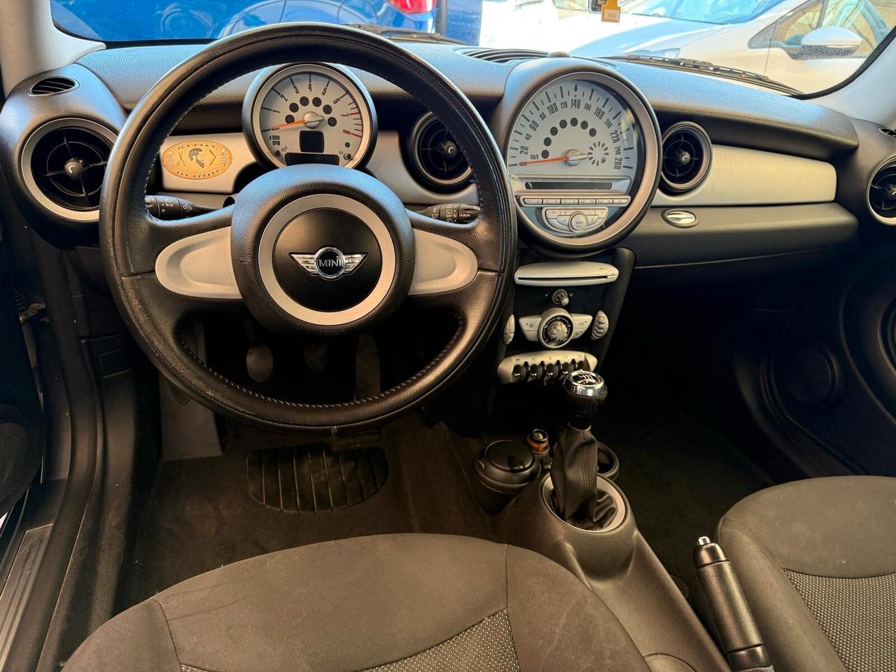 MINI ONE 1,6 BENZINA