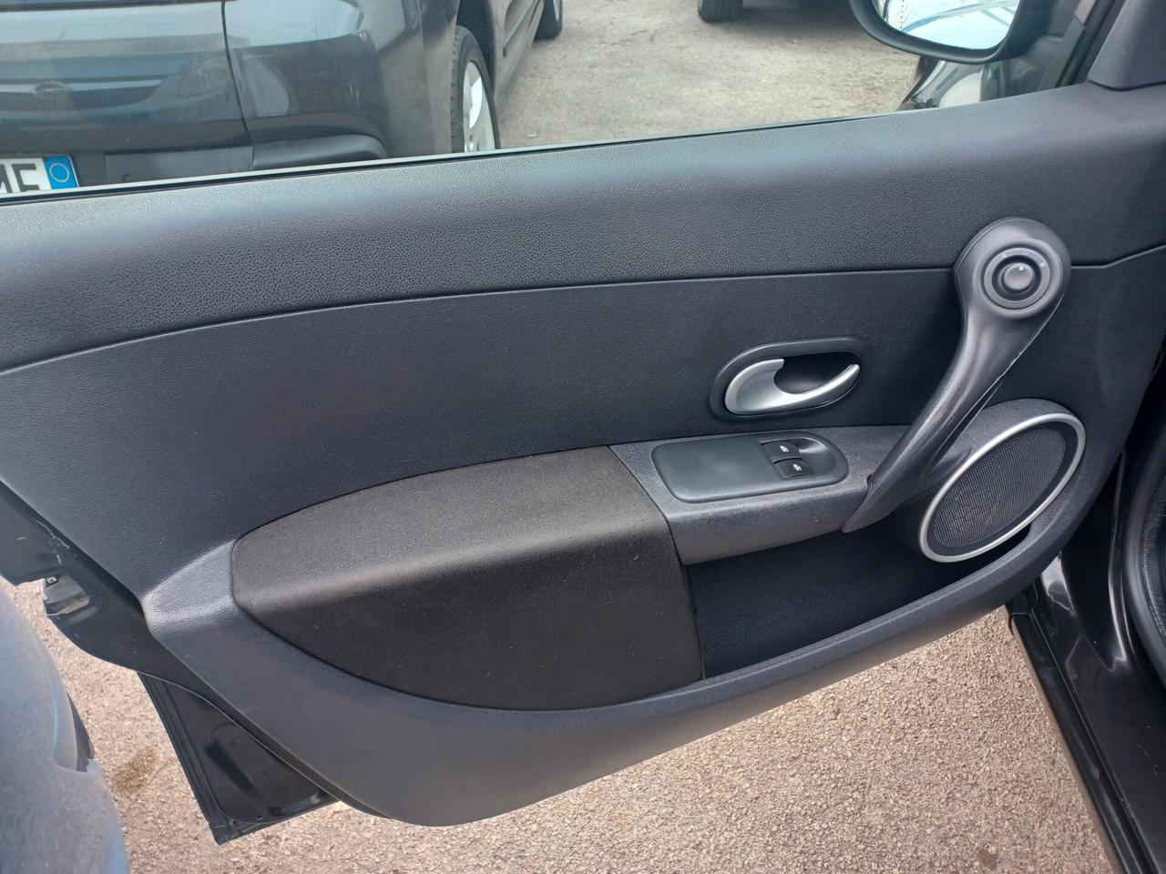 Renault Clio 1.2 5 porte 20th Anniversario