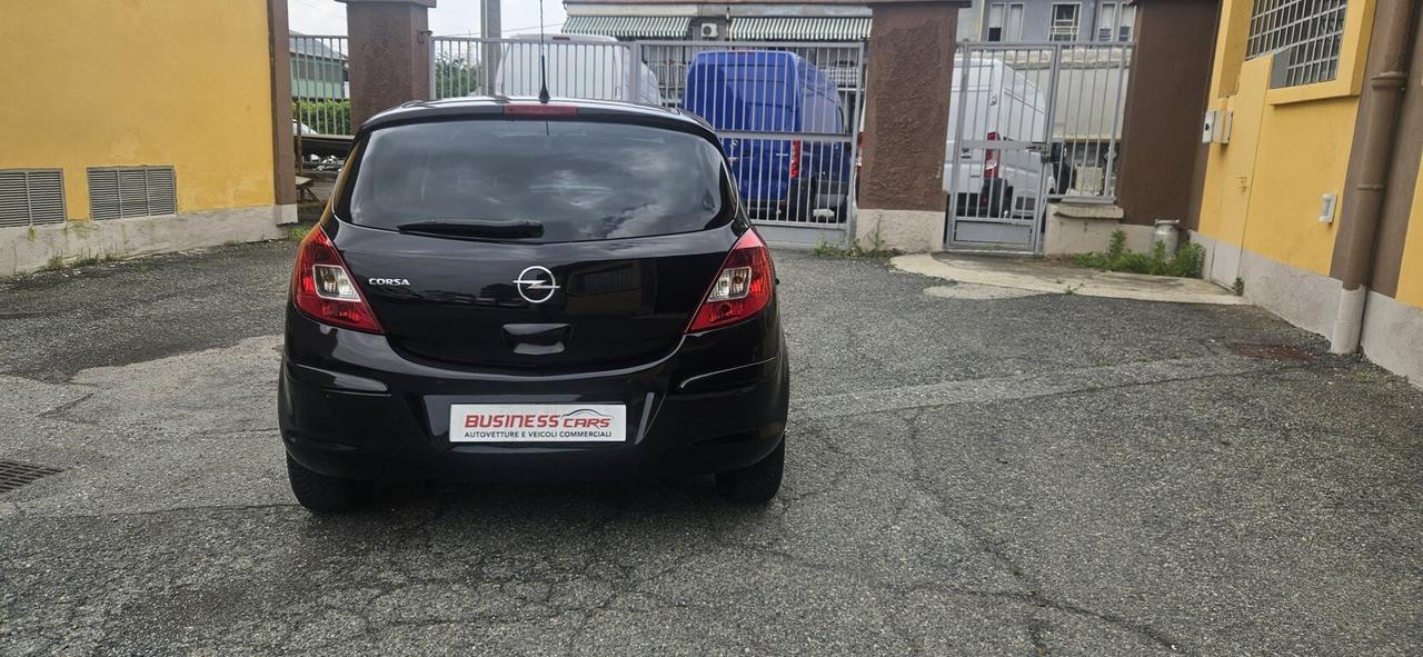 Opel Corsa 1.2 5 porte Club b/ GPL PROSSIMO RINNOVO 2031-AUTO PER NEOPATENTATI
