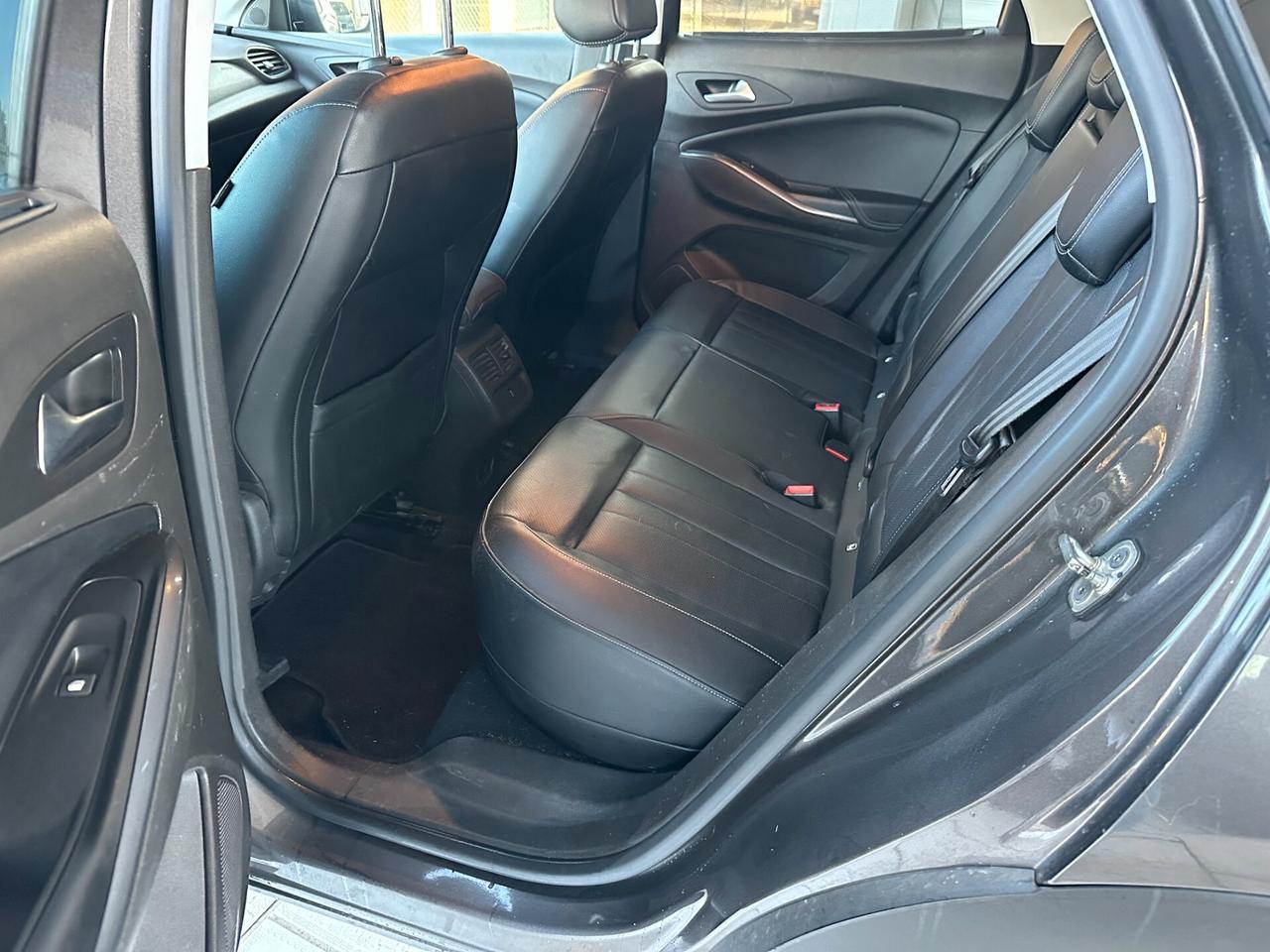 Opel Grandland X 1.6 Hybrid4 Plug-in aut. AWD