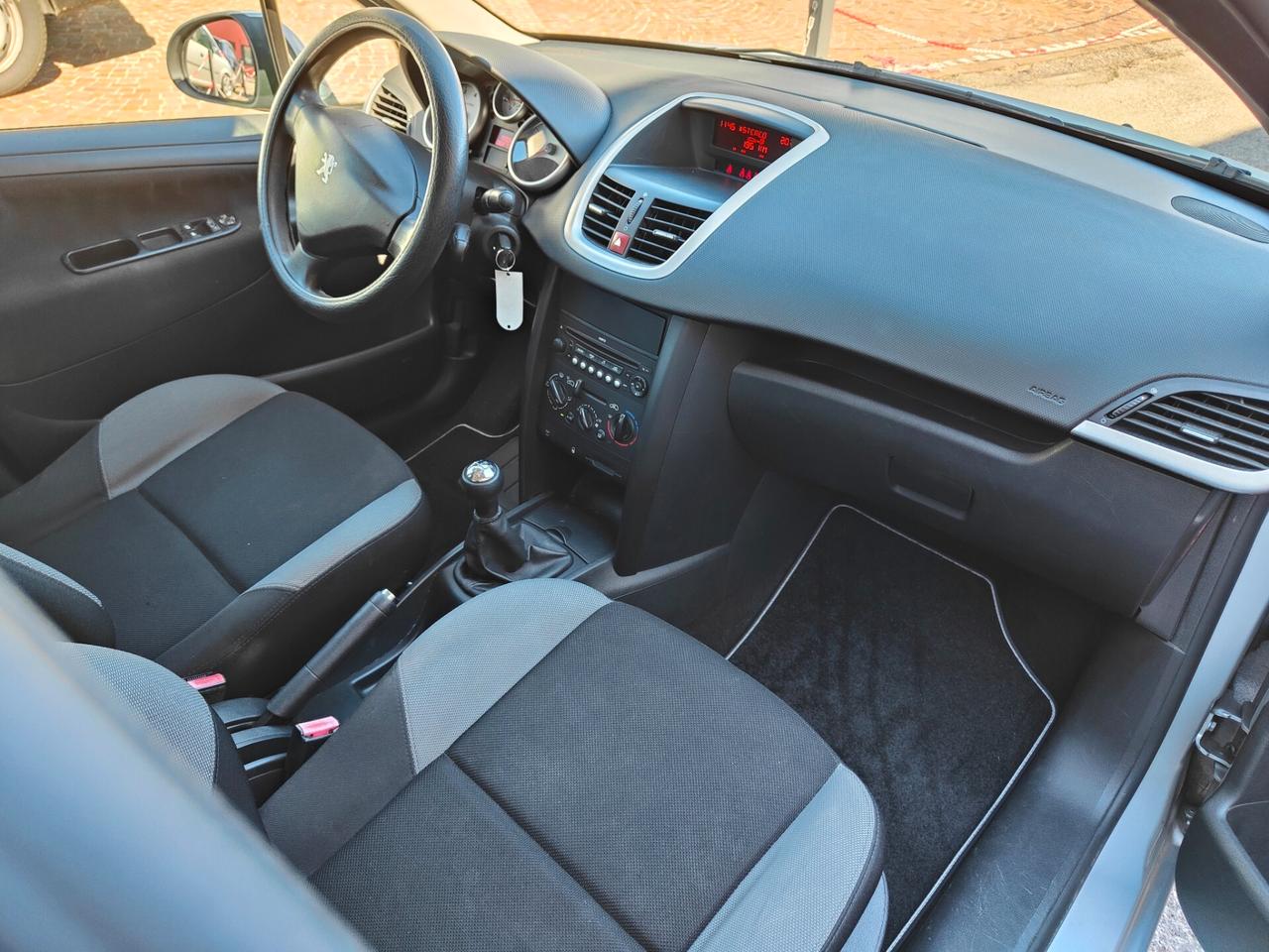 Peugeot 207 1.4 VTi 95CV 5p. X Line