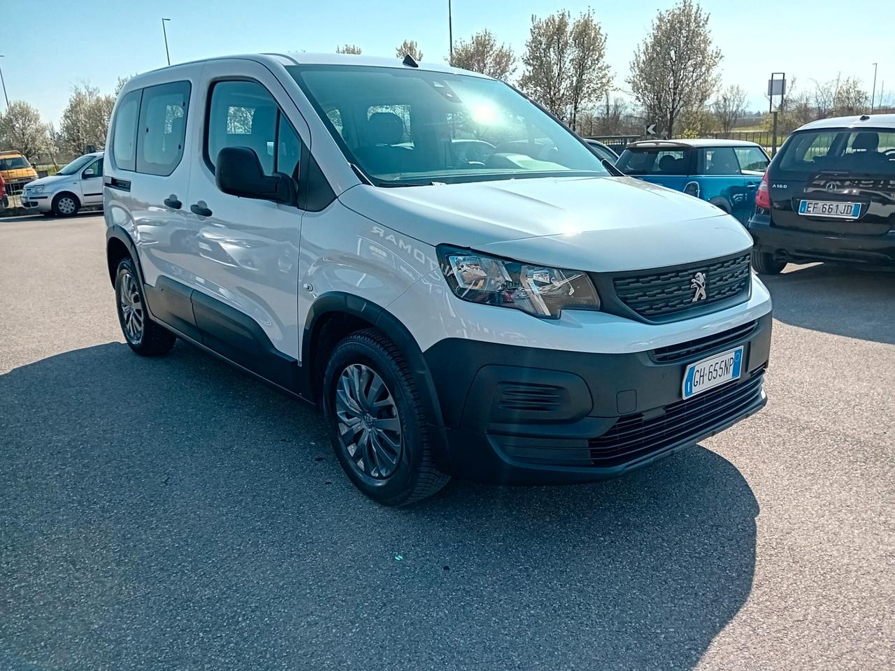 Peugeot Rifter 1.2 110CV E6 CON PEDANA TRASPORTO DISABIL