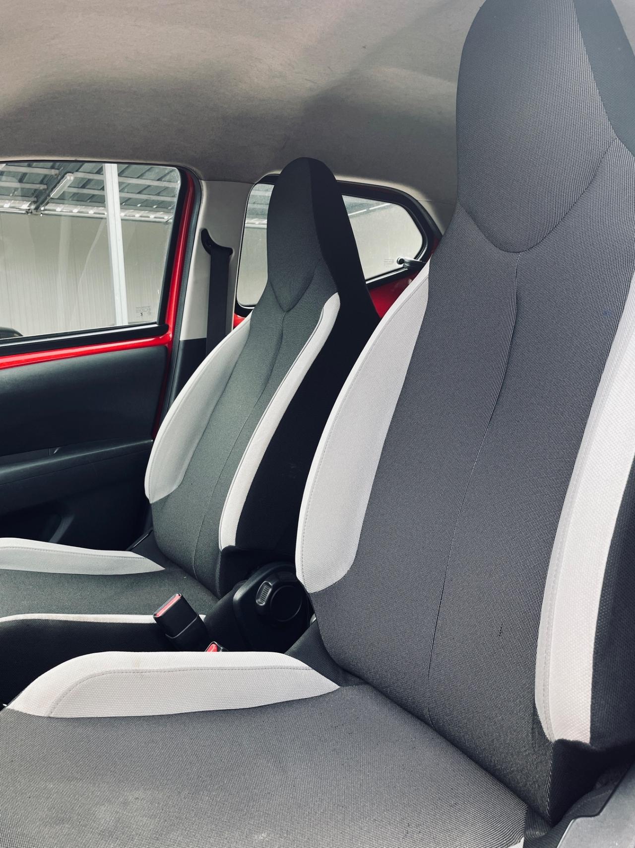 Toyota Aygo 1.0 x-play