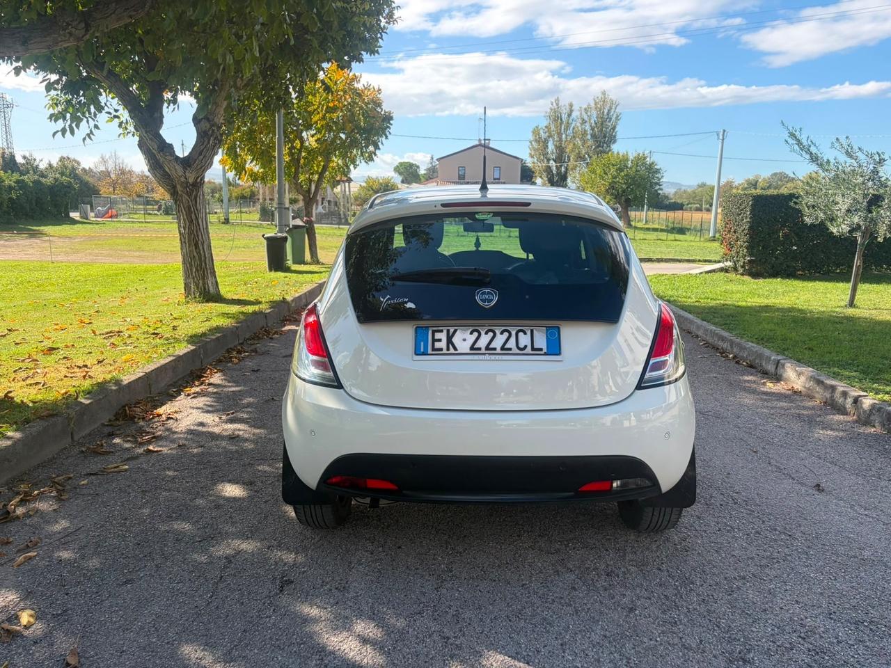 Lancia Ypsilon 1.2 elefantino