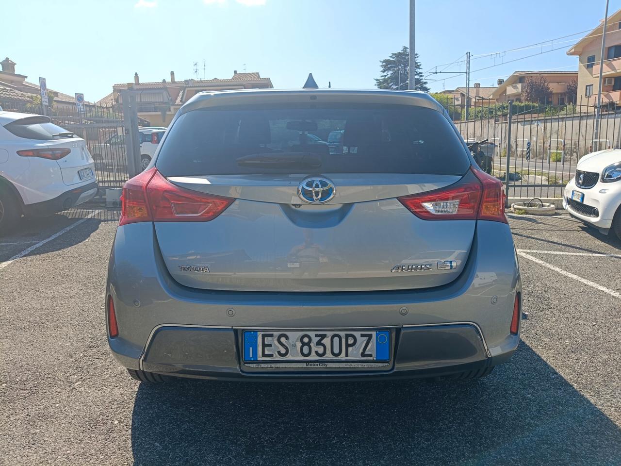 Toyota Auris 1.8 Hybrid Lounge