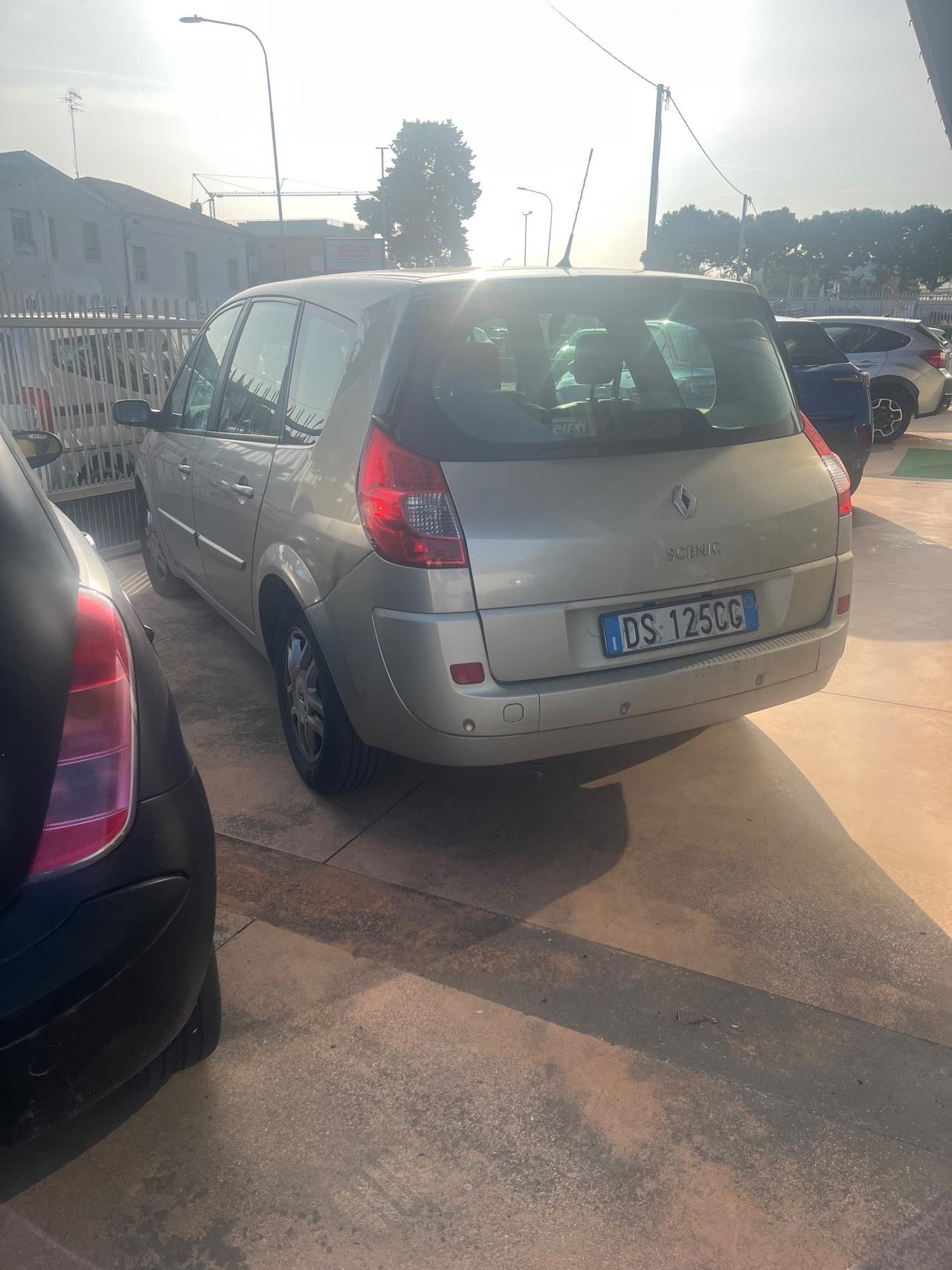 Renault Scenic Scénic 1.5 dCi/105CV Conquest