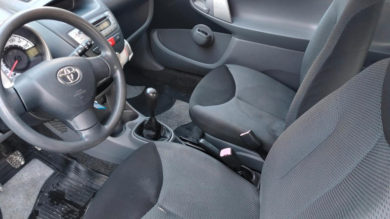 Toyota Aygo 1.0 12V VVT-i 3 porte Sol