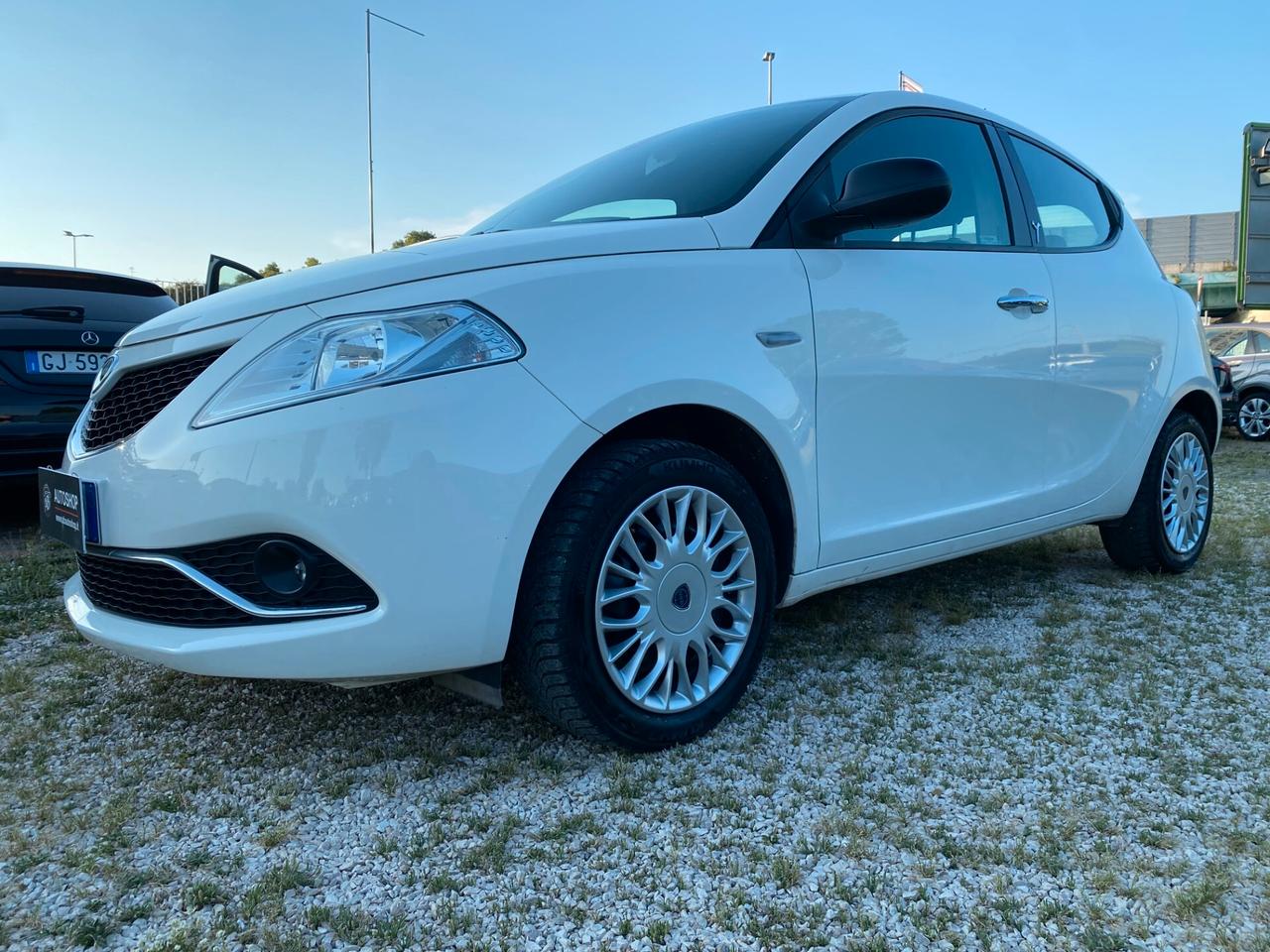 LANCIA - Ypsilon - 1.3 MJT 95 CV 5p. S&S Gold - UNIPRO. - NEOPATENTATI - FINANZIABILE