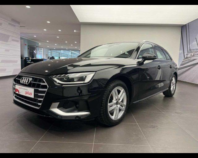 AUDI A4 Avant 35 TFSI S tronic Business Advanced