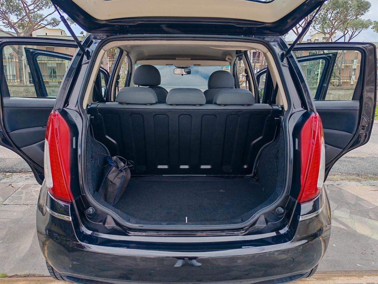 Lancia MUSA 1.4 8V Ecochic (GPL) Gold 2012