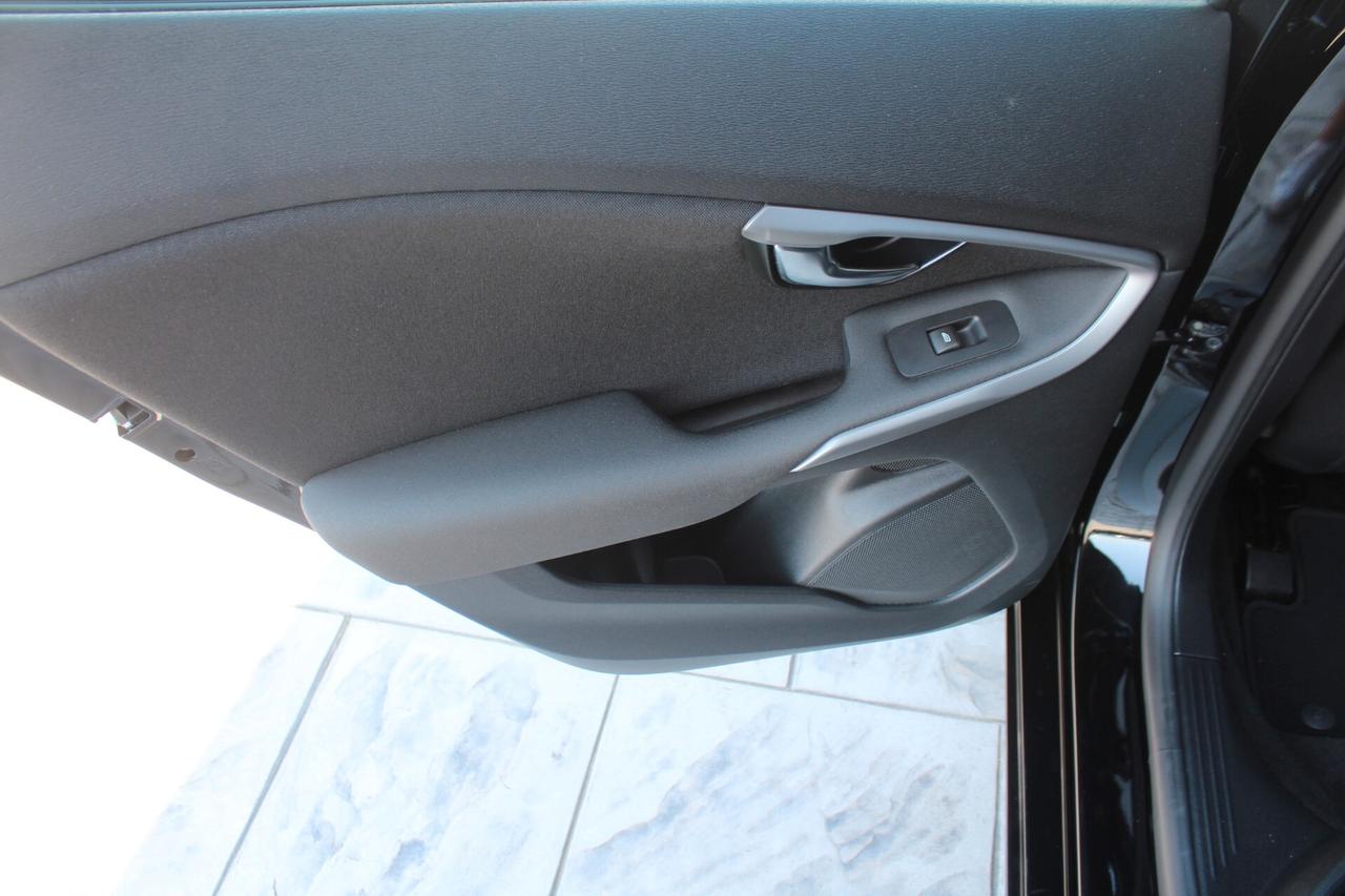 Volvo V40 D2 Business