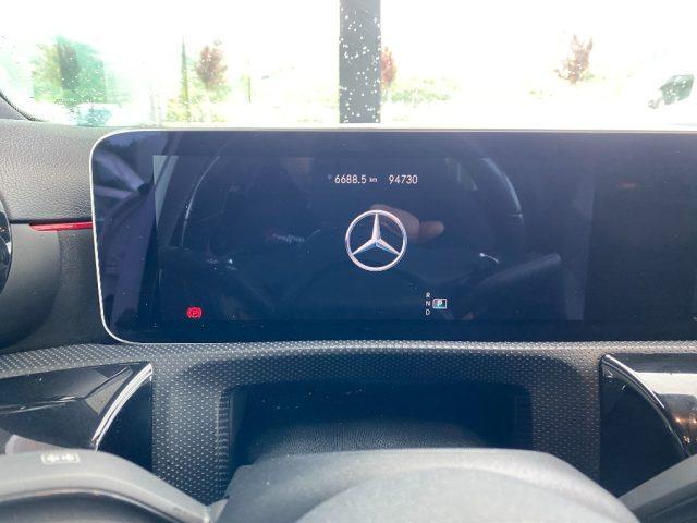 MERCEDES-BENZ A 180 d Automatica 4p. SPORT AMG pack