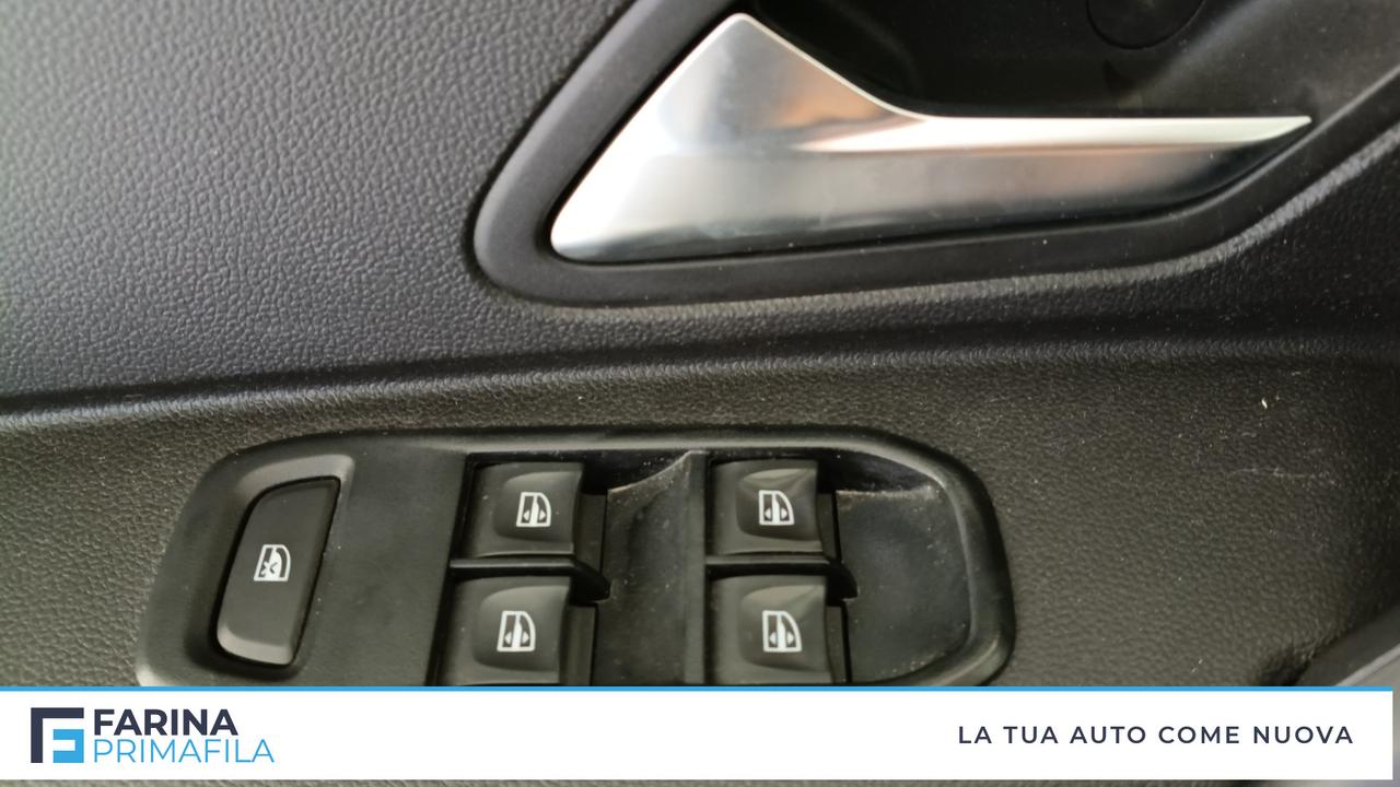 DACIA Duster II 2021 - Duster 1.0 tce Comfort Gpl 4x2 100cv