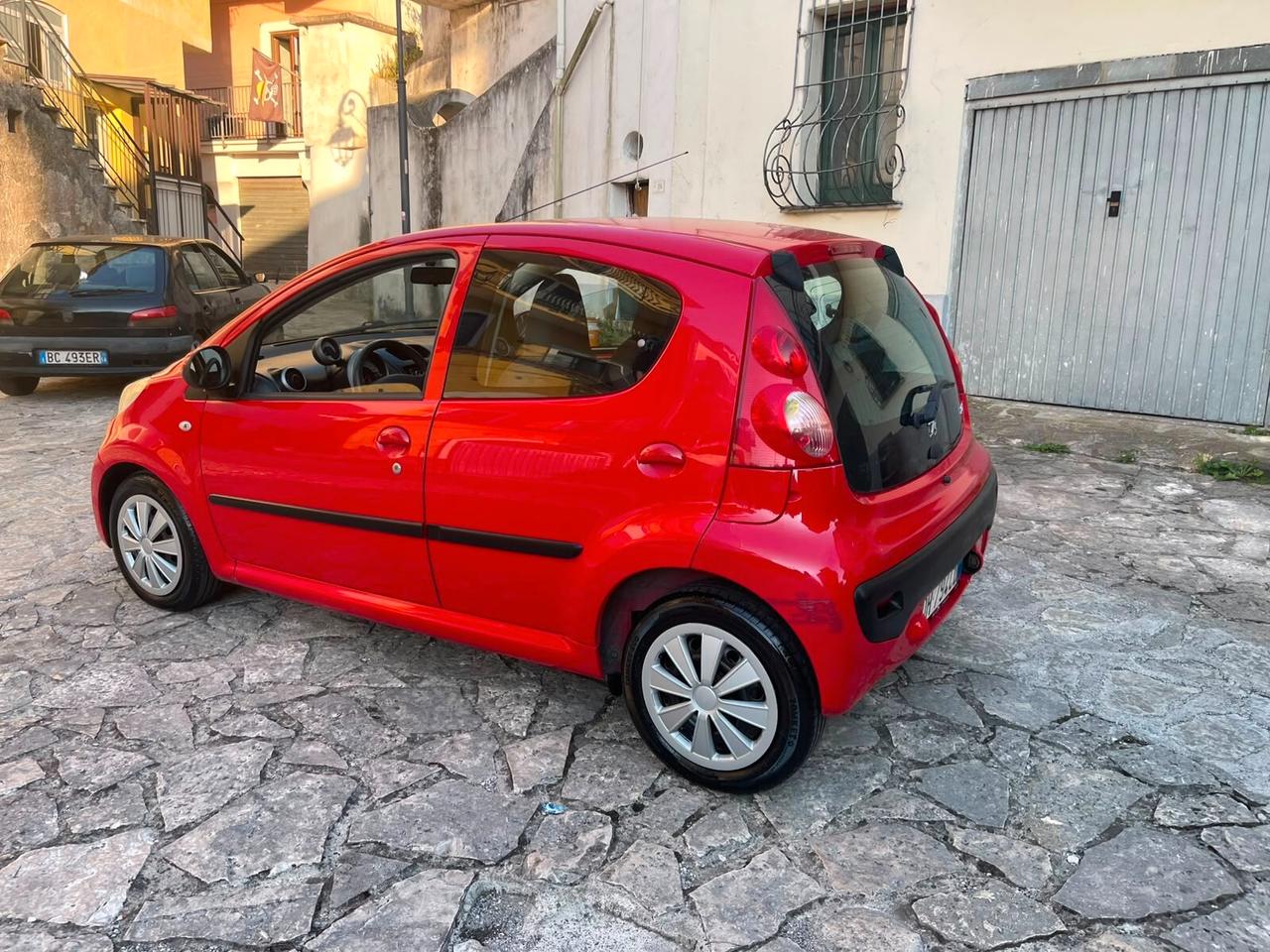 Peugeot 107 1.0 68CV 5p. Sweet Years