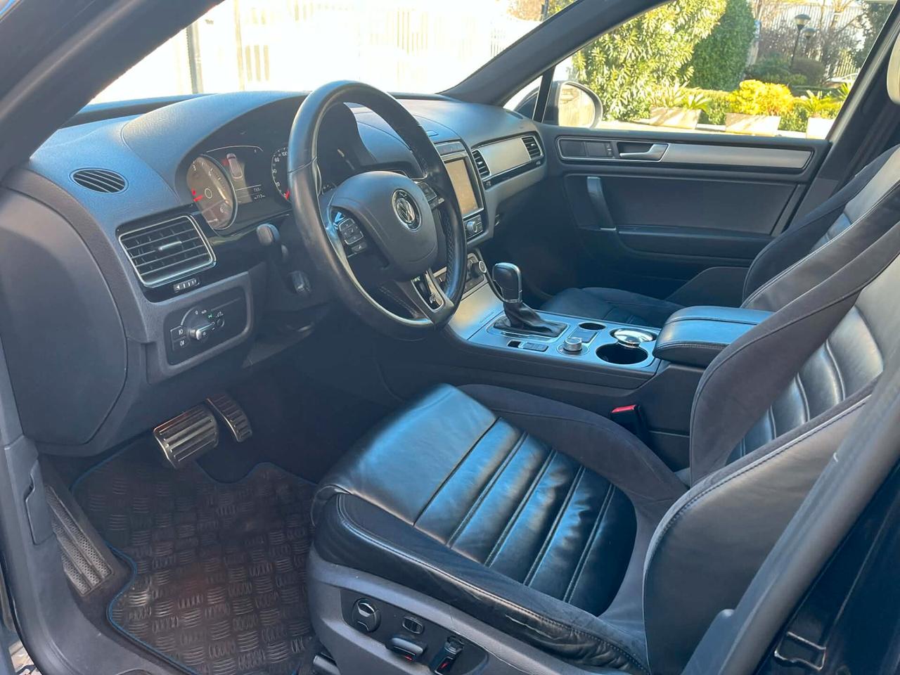 Volkswagen Touareg 3.0 TDI 204 CV tiptronic R-Line imm. 11/2017