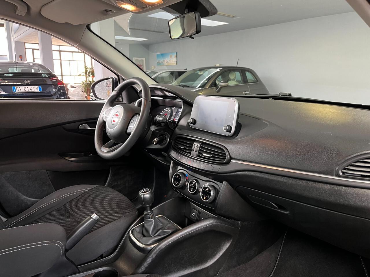 Fiat Tipo 1.6cc MJET 120cv LOUNGE - STATIONWAGON