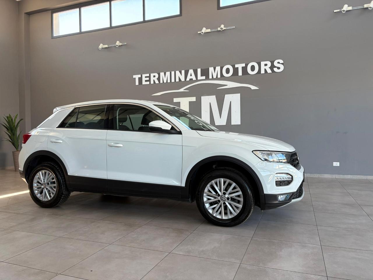 Volkswagen T-Roc 1.6 TDI SCR Business BlueMotion Technology