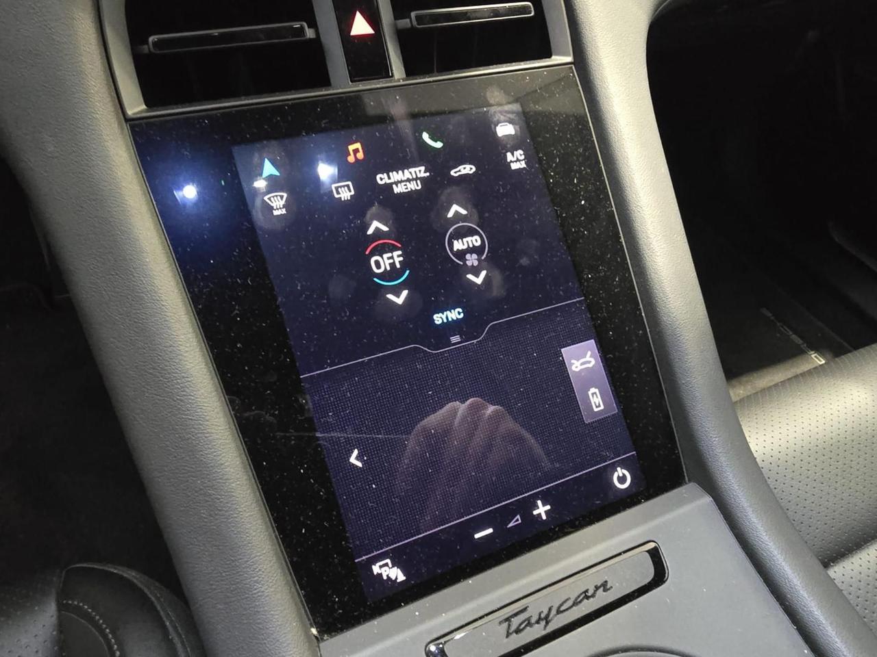 PORSCHE Taycan 4S Performance