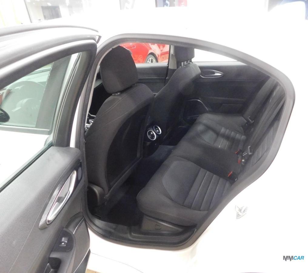 ALFA ROMEO - Giulia - 2.2 Turbodiesel 160 CV AT8 Bus.