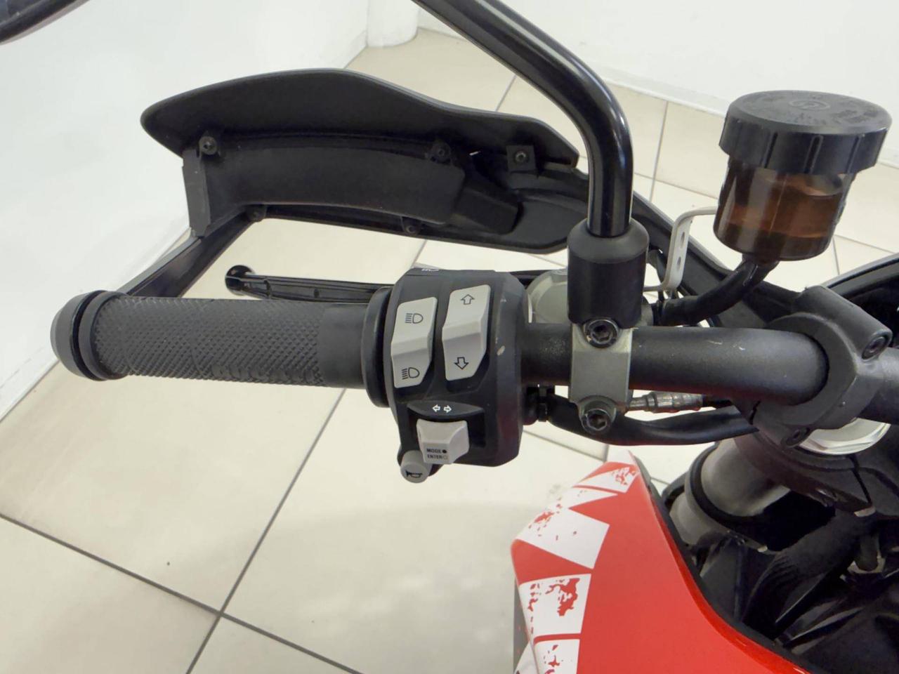 DUCATI Hypermotard 950 RVE 64kW