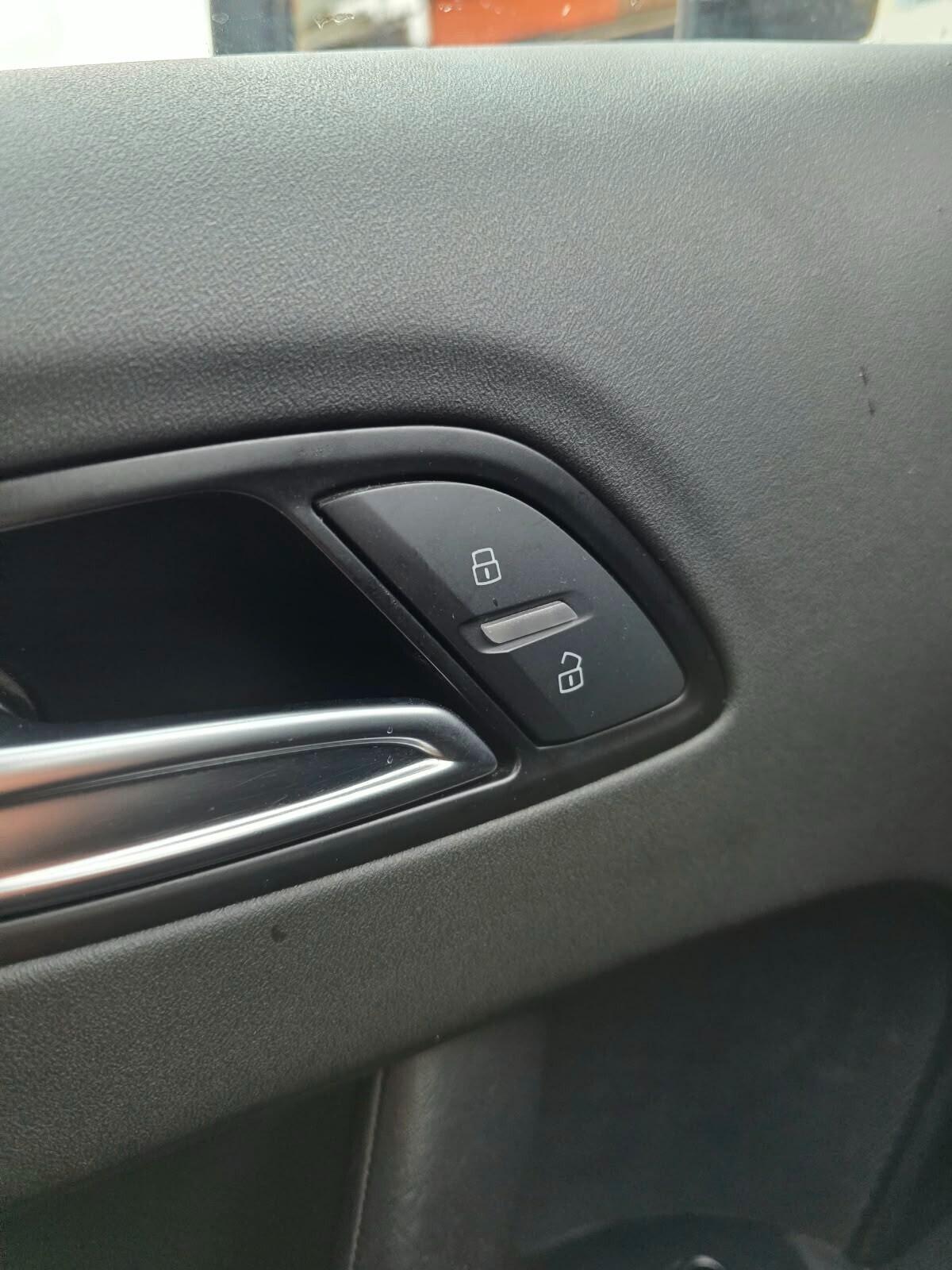 Audi TT Coupé 2.0 TDI quattro