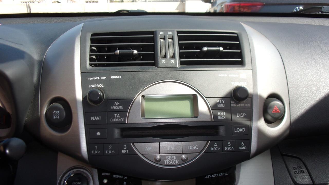 Toyota RAV 4 RAV4 2.2 D-4D 177 CV Luxury
