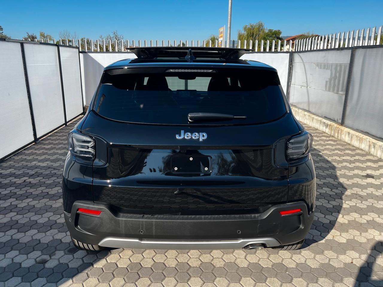 Jeep Avenger 1.2 Turbo 110 CV MHEV Summit