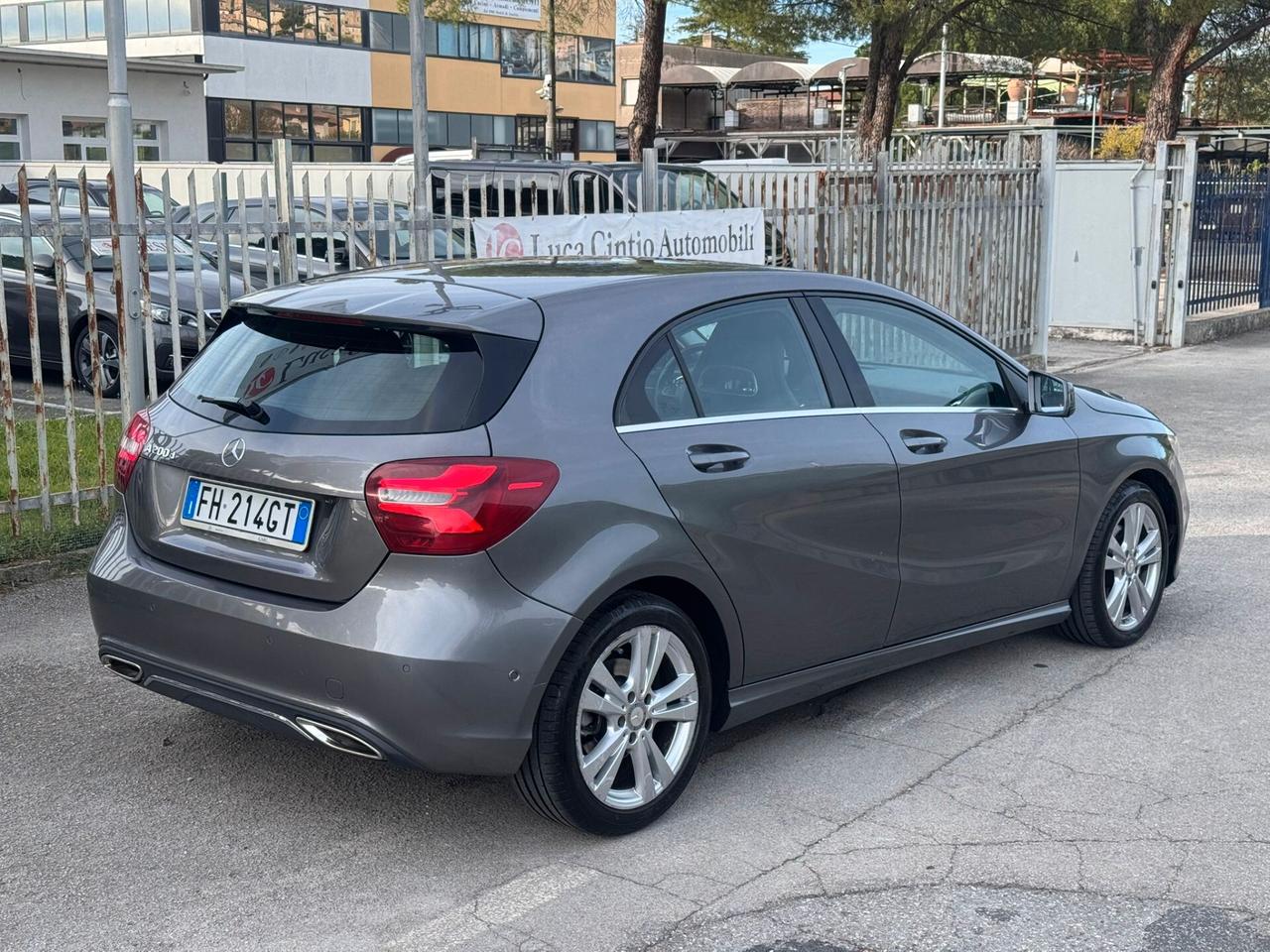 Mercedes-benz A 200 d Premium