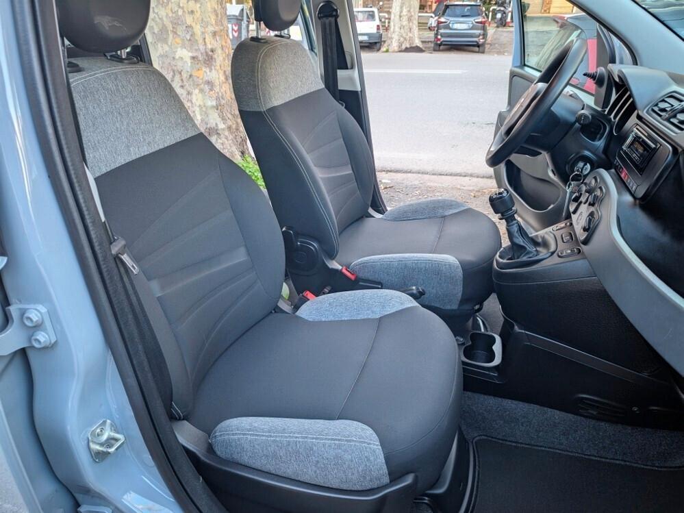 Fiat Panda 1.0 Hybrid SOLI 9000 KM E6